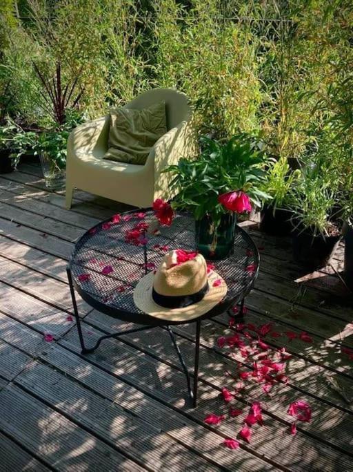 פוזנן Riverfront Cabins In The Garden מראה חיצוני תמונה